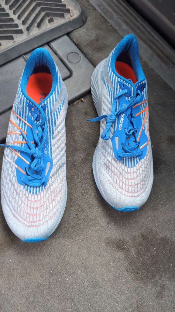 SHZ-022 — Blue & White FuelCell Running Shoes (New Balance)