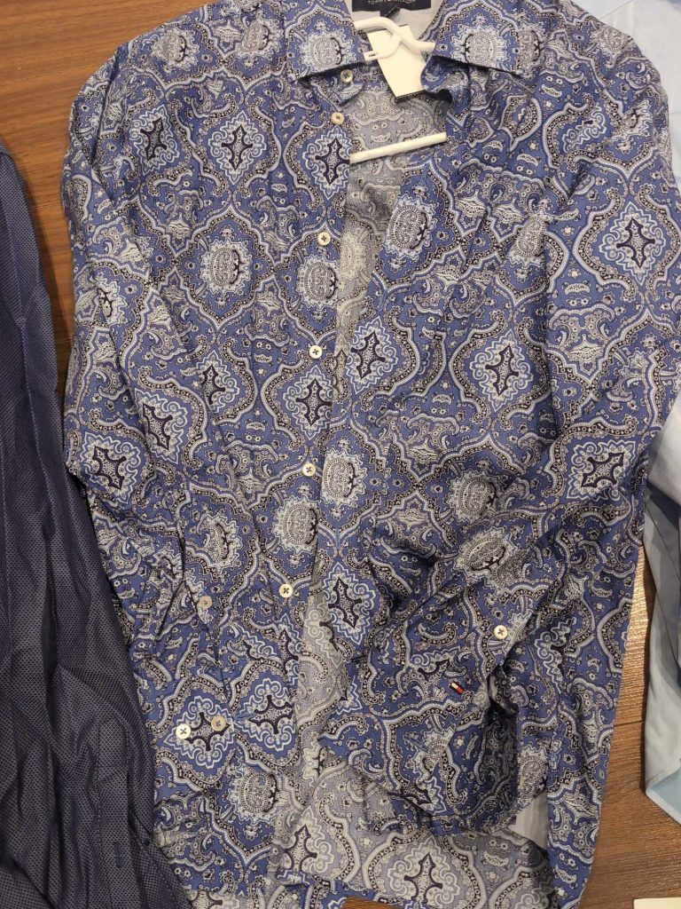 S-005 — Blue Paisley Print Shirt (Tommy Hilfiger Custom Fit)